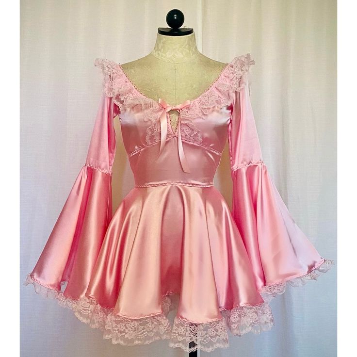 Vintage style charmeuse satin dress with fitted waist, bell sleeve, ruffle lace detailing and ribbon bow tie front Terrence Loves You, Different Dresses, Vintage Mode, Dolce E Gabbana, Pink Outfits, Mode Inspo, Belle Epoque, Look At You, Kawaii Fashion