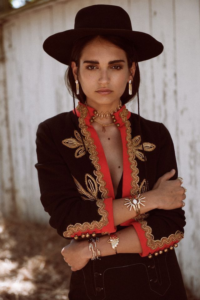 Bohemian Diesel, Mode Kimono, Collections Photography, Mode Boho, Latina Fashion, Mode Inspo, Black Hat, Mode Vintage, Wild West