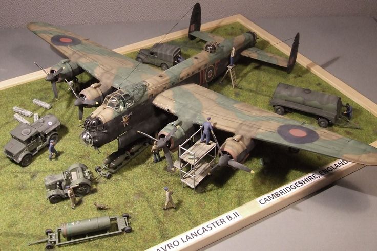 1/72 Diorama - Avro Lancaster MK. II Model Aeroplanes, Ww2 Planes, Air Plane, Military Modelling, Military Diorama, Ww2 Aircraft, Elm Street, Model Planes, Model Aircraft