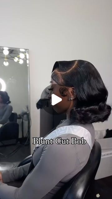 Sheree.Styles on Instagram: "Real Cute 🫶🏾 

July Appointments Available 🗓️ 

#Shereestyles #detroithairstylist #laceenthusiast #bob #bluntcut #gradhair" Short Side Part With Curls, Bob Wig Hairstyles, Frontal Bob, Side Part Bob, Appointments Available, Side Part, Bob Wigs, Wig Hairstyles, Hair Stylist