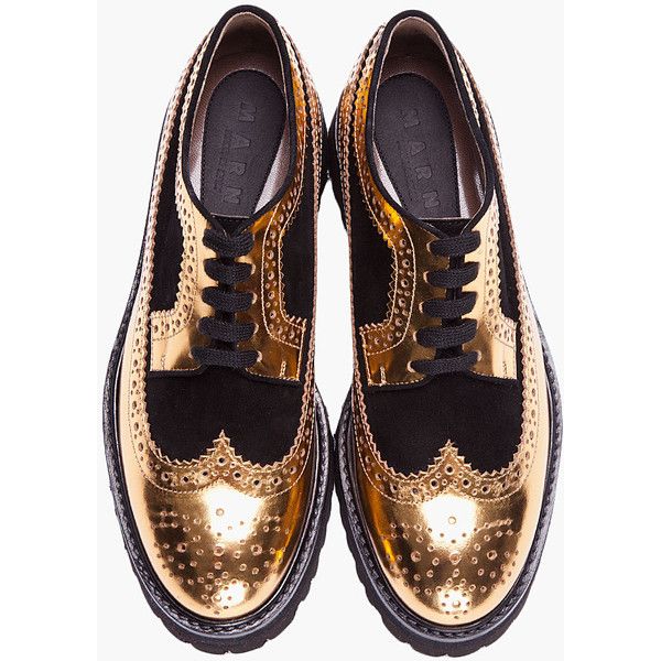 Gold Oxford Shoes, Platform Brogues, Oxford Shoes Outfit, Paris Mode, Simple Shoes, Best Shoes For Men, Pretty Shoes, Gold Leather, Bow Ties