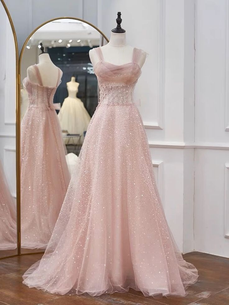 Banquet Outfit, Baju Kahwin, Tulle Long Prom Dress, Princess Prom Dresses, Dress Luxury, Prom Dress Stores, Pink Bridesmaid Dresses, Pink Prom, Prom Dress Inspiration