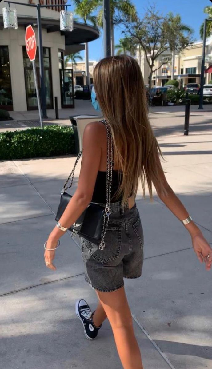 Milipilis Outfit Verano, Miami Girls, European Girls, Outfits Casuales, Daily Outfits, Summer Looks, Pretty Outfits, Fashion Inspo Outfits, Spring Outfits