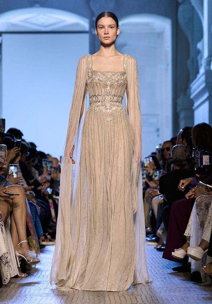 Fall 2023 Couture, 2023 Couture, Haute Couture Looks, Elie Saab Haute Couture, Elie Saab Fall, Elie Saab Couture, Collection Couture, Couture Looks, Boutique Couture