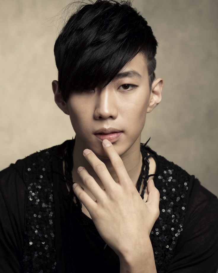 Jay Park Korean Teen Boy, Dapper Haircut, Emo Hairstyles, Haircuts Long, Boy Haircuts Long, Korean Men Hairstyle, Korean Haircut