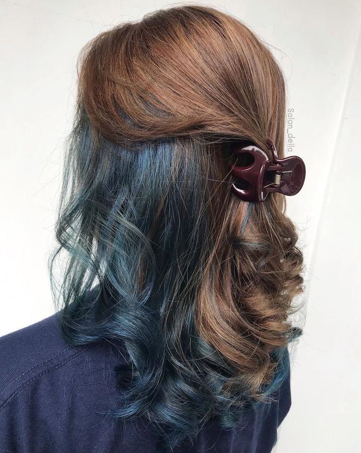 Blue Peekaboo Hair, Peekaboo Hair Ideas, Blue Hair Underneath, Red Lowlights, Blue Peekaboo, Highlights Underneath, Blue Brown Hair, Shave Hair, Blue Hair Highlights