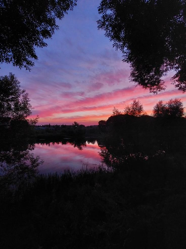 Sunset on the river, cottage core, golden hour, sky, nature aesthetic Joslyn Core Aesthetic, Shirley Core Aesthetic, Katharine Core Aesthetic, Ryder Core Aesthetic, Emmie Core Aesthetic, Kyleigh Aesthetic, Bailee Core Aesthetic, Kirsten Core Aesthetic, Irelyn Core