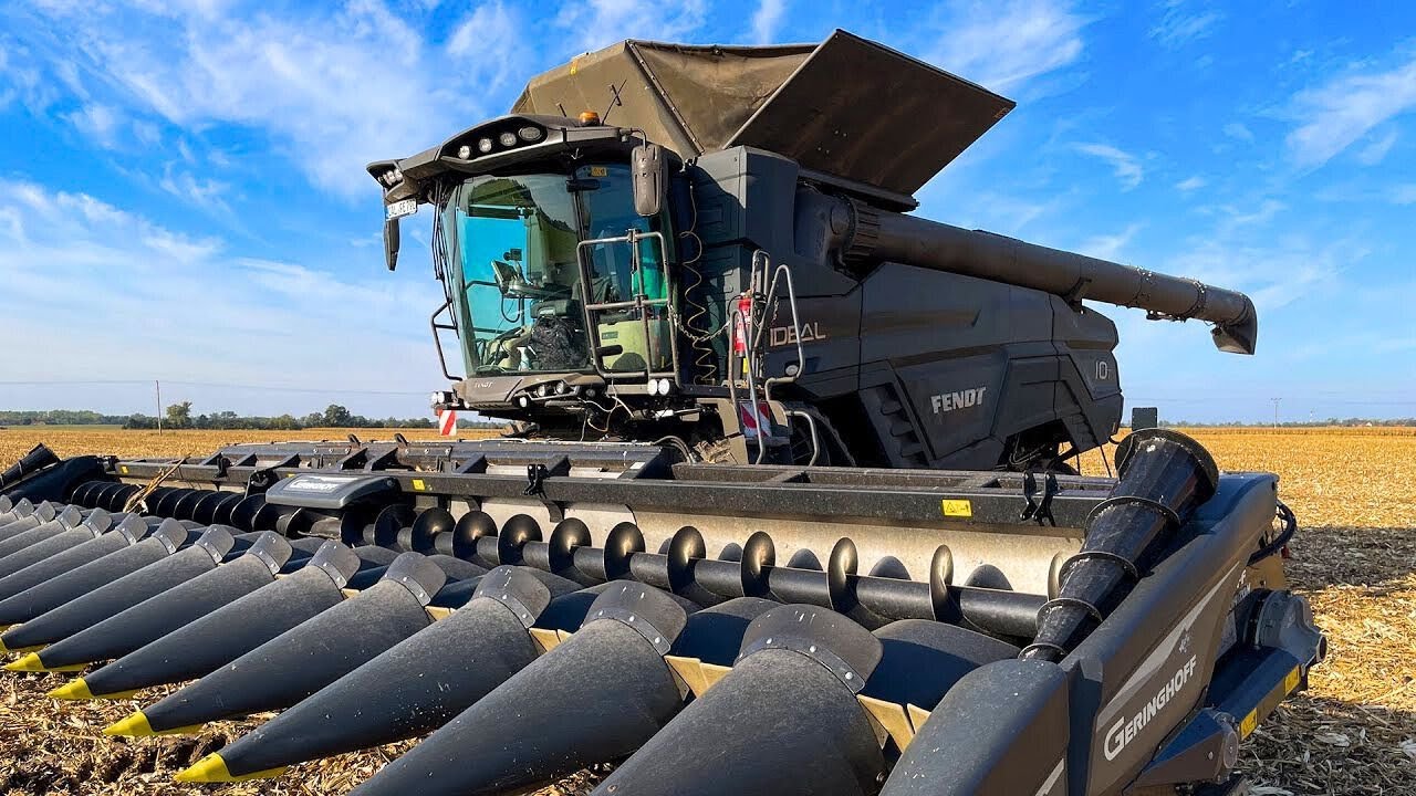 Top 10 Biggest Combine Harvesters in the World - YouTube