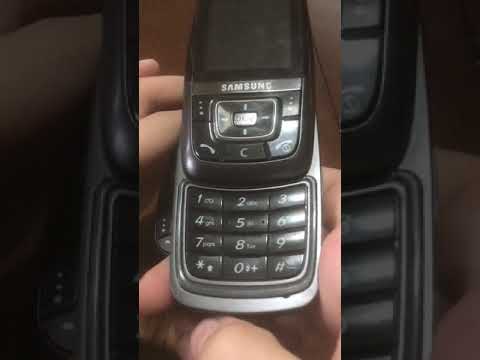 Samsung SGH-D500 vs D600