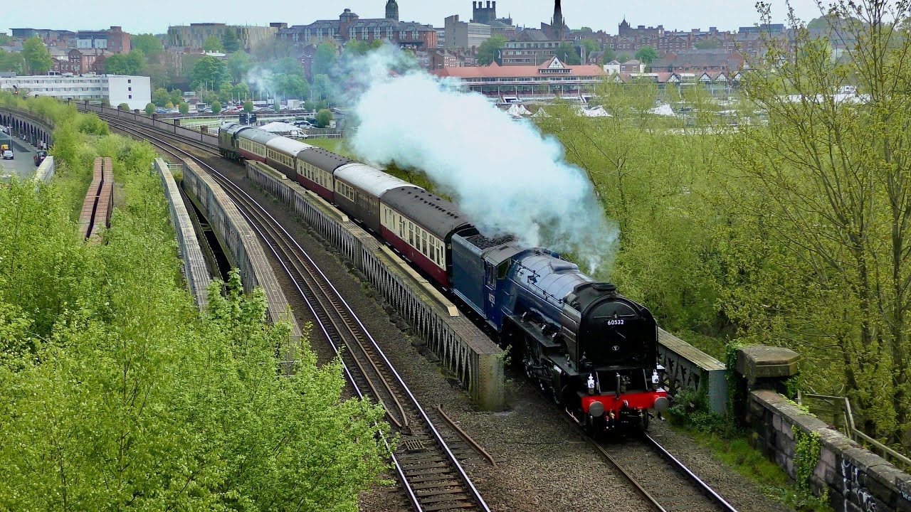 Blue Peter Steam Locomotive, LNER A2 60532, Loaded Test Run - 2nd May ...