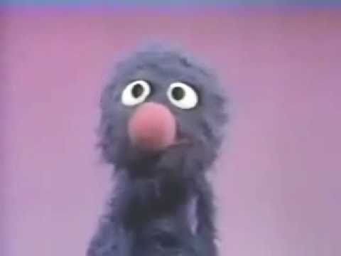 GROVER - NEAR AND FAR! (Classic Sesame Street) - YouTube