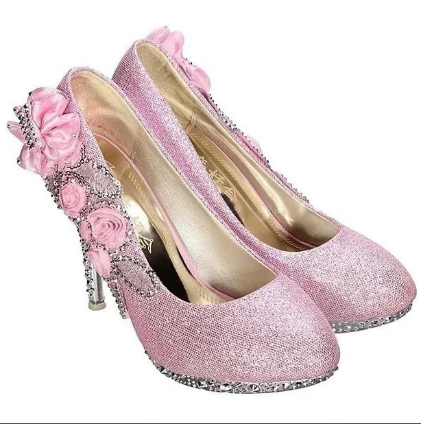 *BRAND NEW...never worn. SIZE 6, STUNNING PINK BEDAZZLED BRIDAL SHOES ...