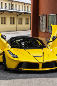 Ferrari LaFerrari Aperta (1080x2160) Resolution Wallpaper