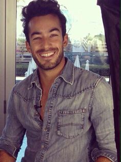 Aaron Diaz