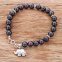 Garnet beaded charm bracelet, 'Passionate Grace' - Natural Garnet Beaded Bracelet with Elephant Charm