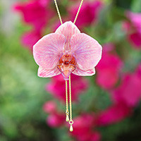 Gold-accented natural flower lariat necklace, 'Primaveral Fantasy' - Handmade 22k Gold-Accented Lariat Necklace with Pink Orchid