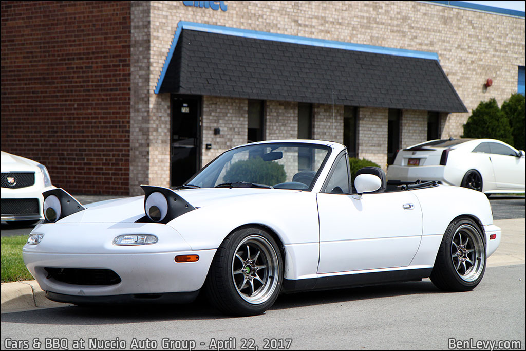 White NA Mazda Miata