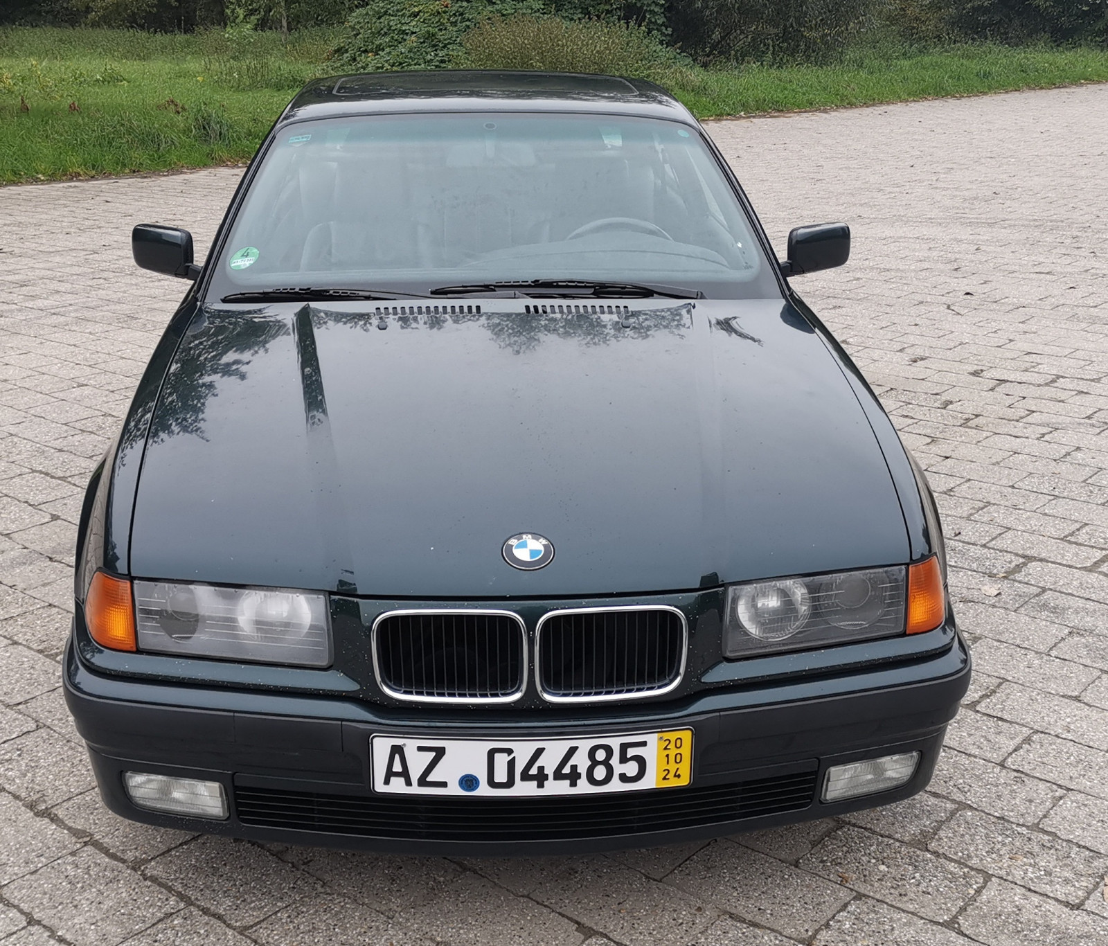 BMW E36 Coupe 316i TÜV ohne Mängel ohne Rost