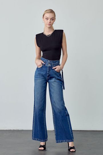 Zinc Ultra High Rise Belted 90's Wide Leg Jeans