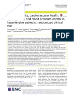 Physical Activity, Cardiovascular Health, Quality of Life and Blood Pressure Control in Hypertensive Subjects: Randomized Clinical Trial