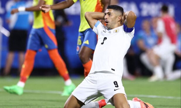 Luis Suárez en el partido entre Uruguay y Colombia por la Copa América.