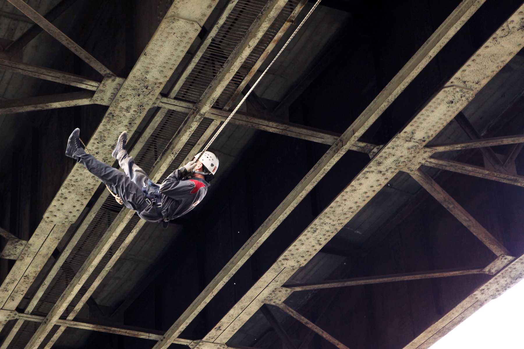 Rope jumper photo