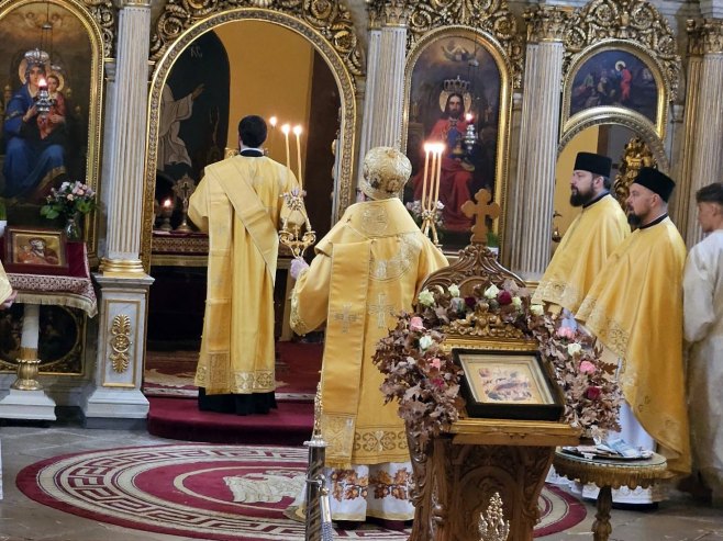 Vladika Lukijan služio Svetu arhijerejsku liturgiju u Hramu Svetog Georgija