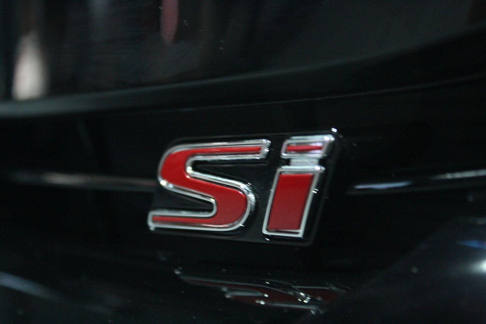 Honda Civic Si Logo - 2018 Honda Civic Si Debuts: Top 5 Things You Need to Know ...