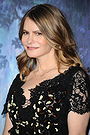 Jennifer Jason Leigh