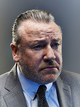 Ray Winstone