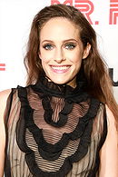 Carly Chaikin