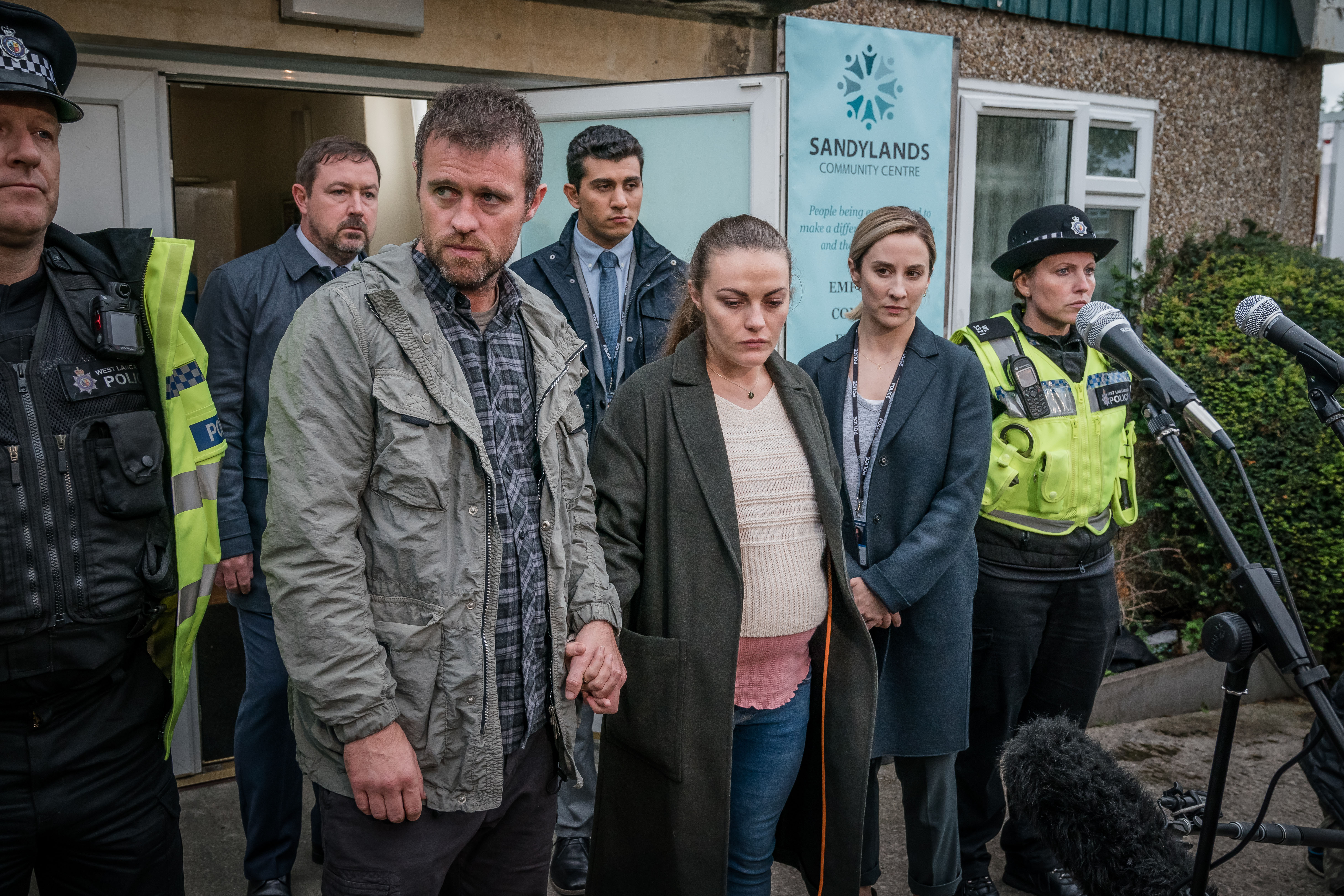 Daniel Ryan, Morven Christie, Jonas Armstrong, Chanel Cresswell, and Taheen Modak in The Bay (2019)