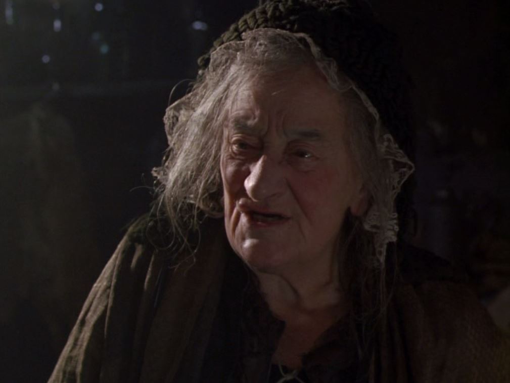 Liz Smith in A Christmas Carol (1999)