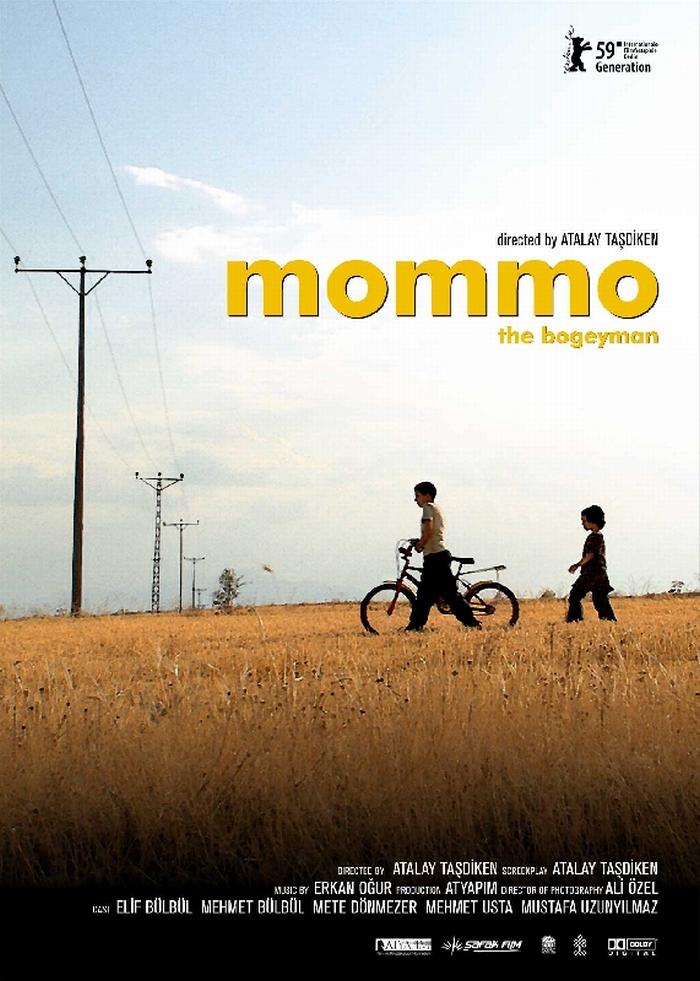 Mommo (2009)