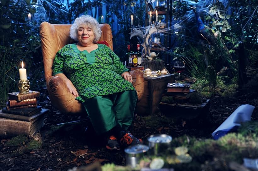 Miriam Margolyes in Crackanory (2013)