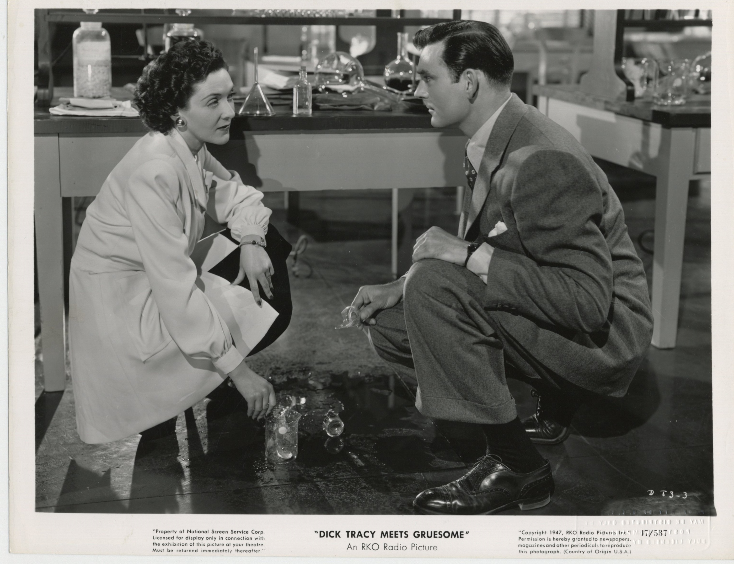 Ralph Byrd and June Clayworth in Dick Tracy Meets Gruesome (1947)