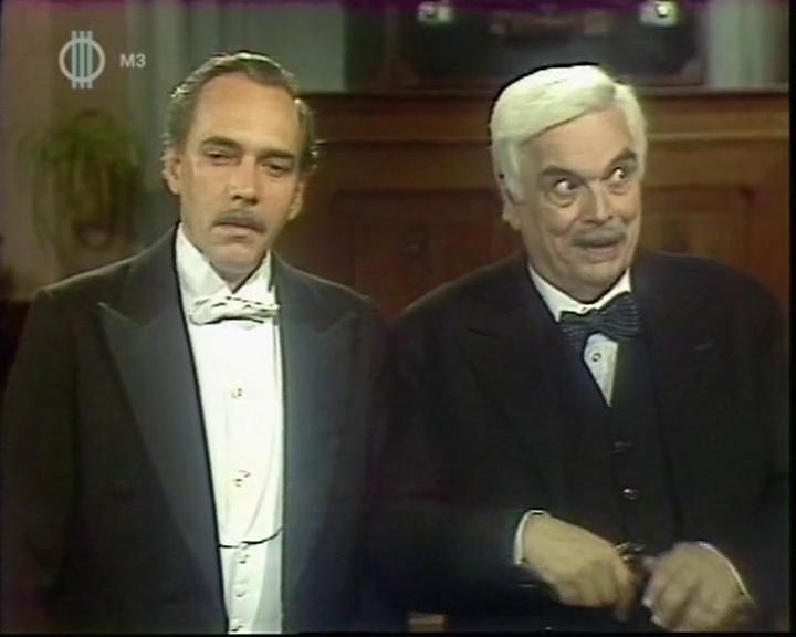 Miklós Benedek and Róbert Rátonyi in Csalással nem! (1989)