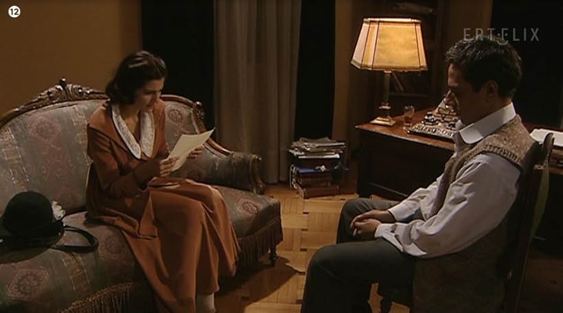 Dimosthenis Papadopoulos and Maria Kitsou in Karyotakis (2009)