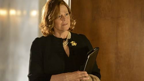 Sigourney Weaver in Political Animals (2012)