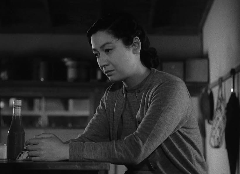 Setsuko Hara in Tokyo Twilight (1957)