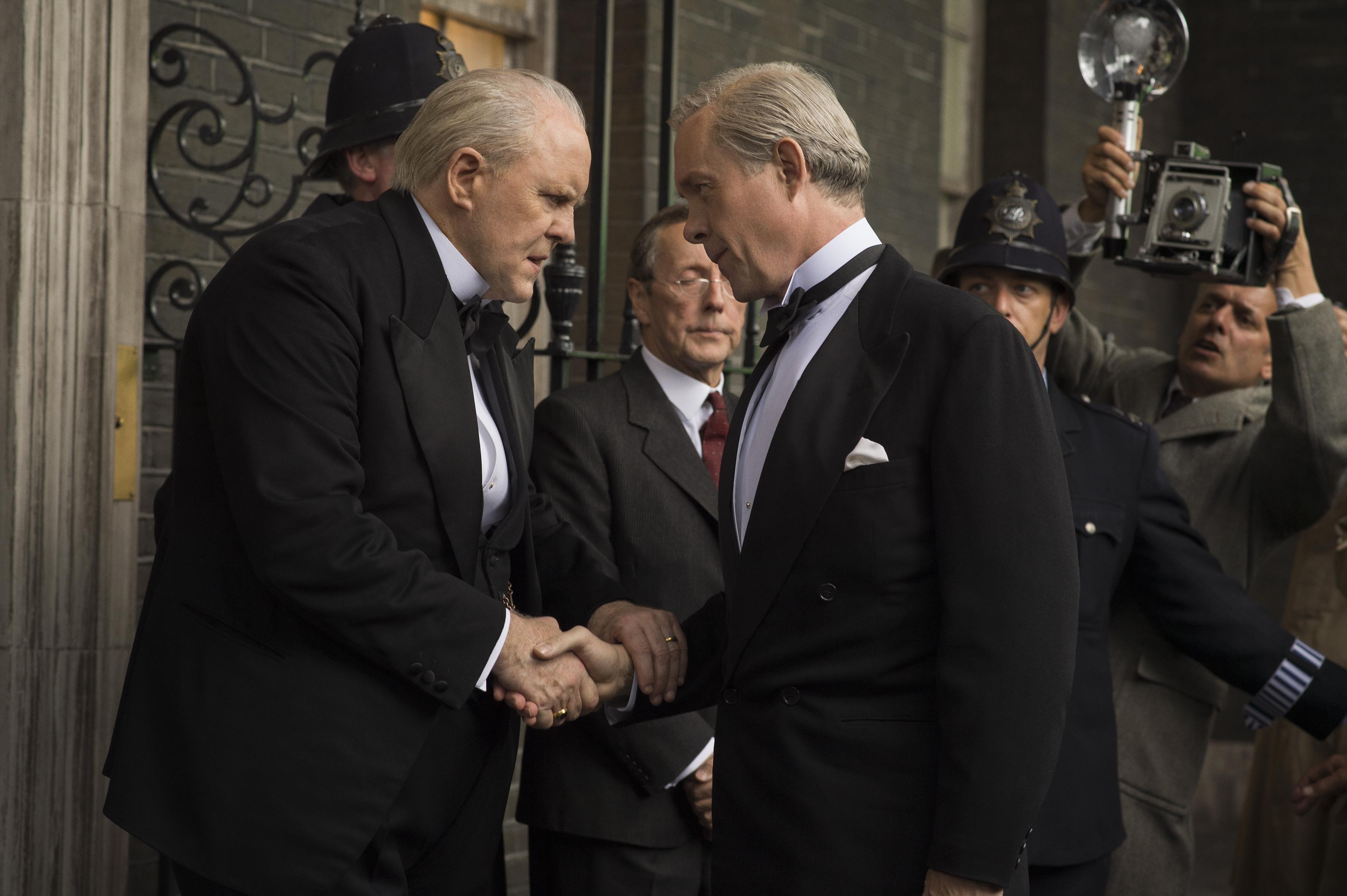 John Lithgow and Alex Jennings in The Crown (2016)