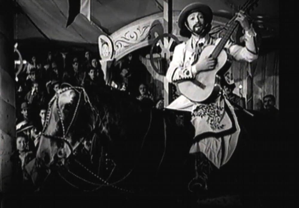 Hugo del Carril in Circus Cavalcade (1945)