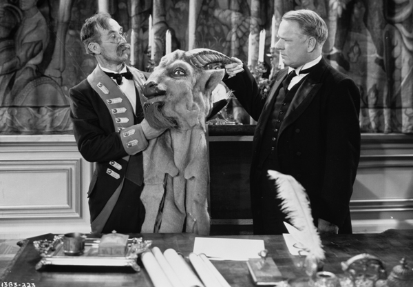 W.C. Fields and Andy Clyde in Million Dollar Legs (1932)