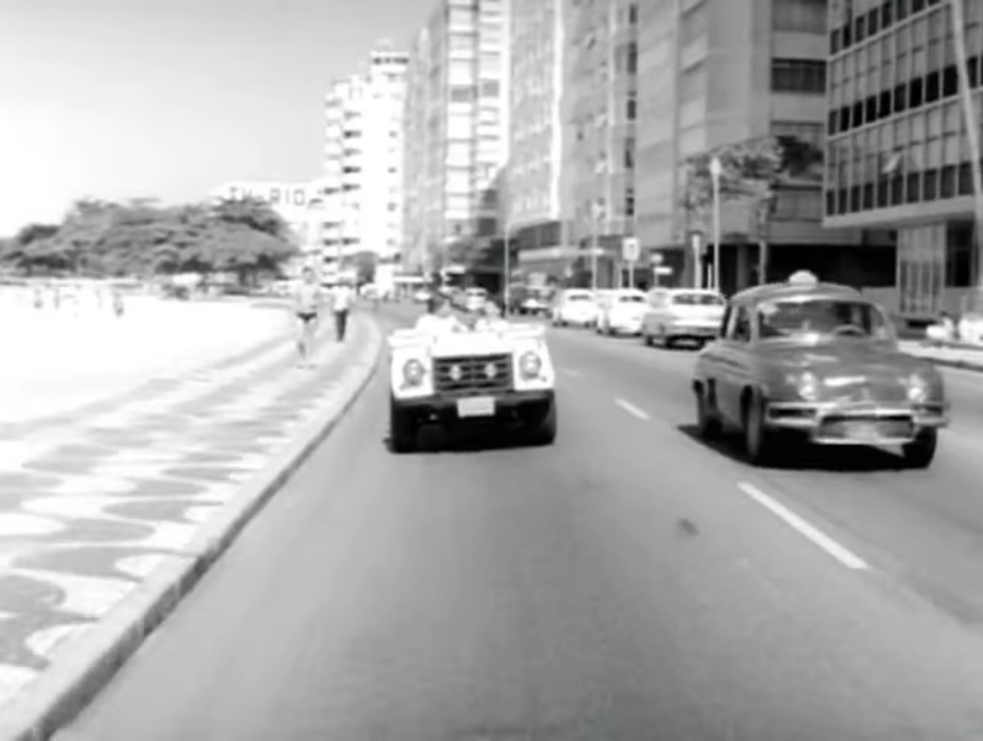 Françoise Forton, Lula, Simone Malaguti, and Stepan Nercessian in Marcelo Zona Sul (1970)