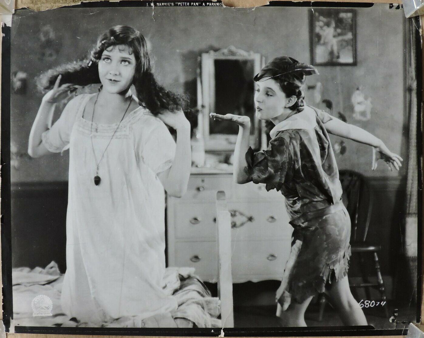 Mary Brian and Betty Bronson in Peter Pan (1924)