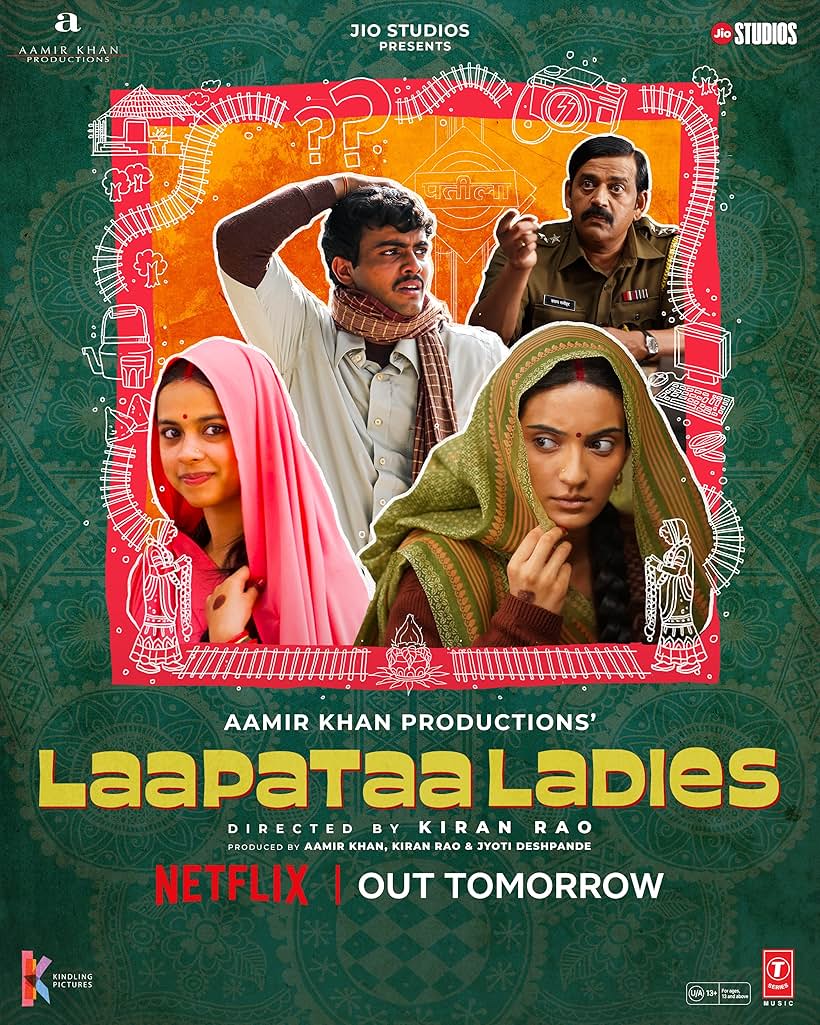 Ravi Kishan, Sparsh Shrivastava, Pratibha Ranta, and Nitanshi Goel in Laapataa Ladies (2023)