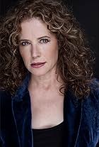 Nancy Travis