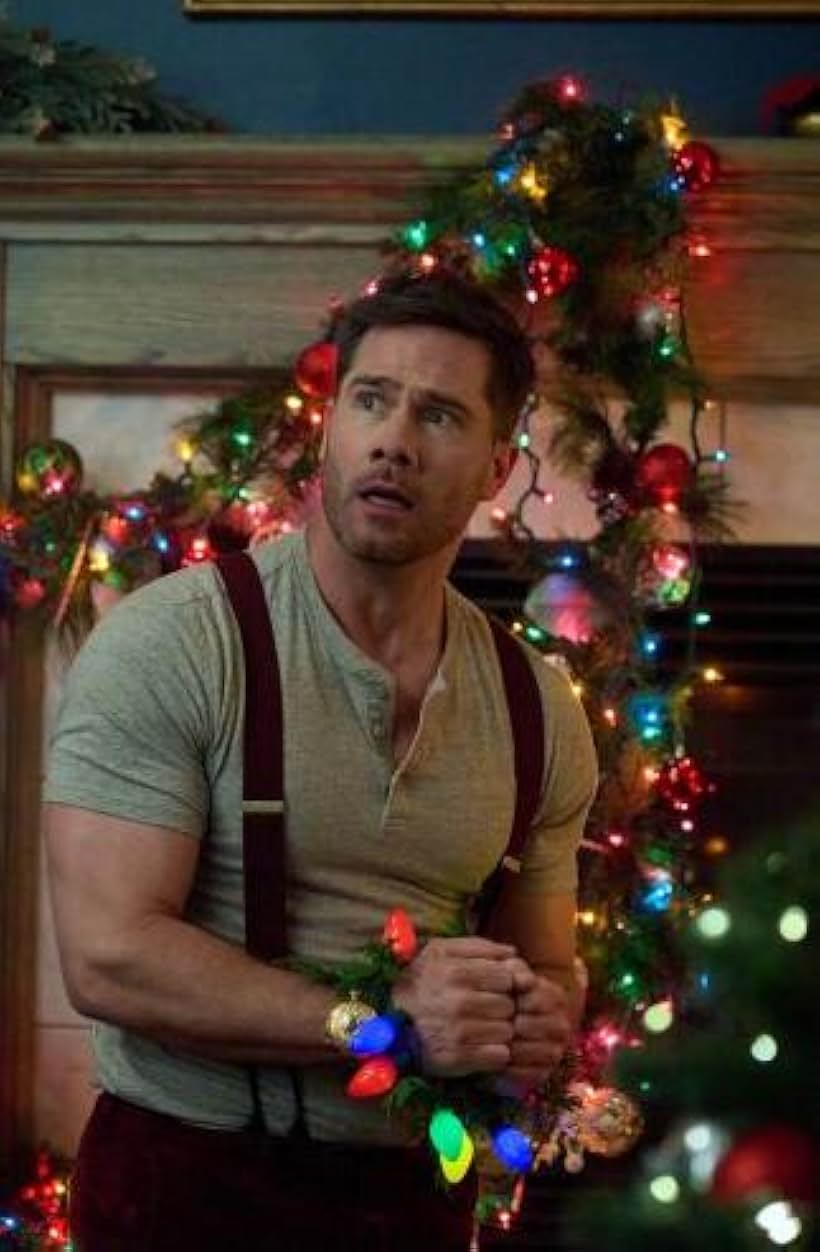 Luke Macfarlane in Catch Me If You Claus (2023)