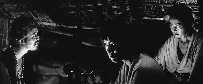 Nobuko Otowa, Kei Satô, and Jitsuko Yoshimura in Onibaba (1964)