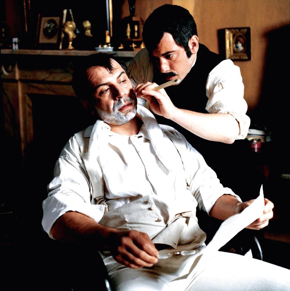 Bruno Putzulu and Philippe Torreton in Monsieur N. (2003)